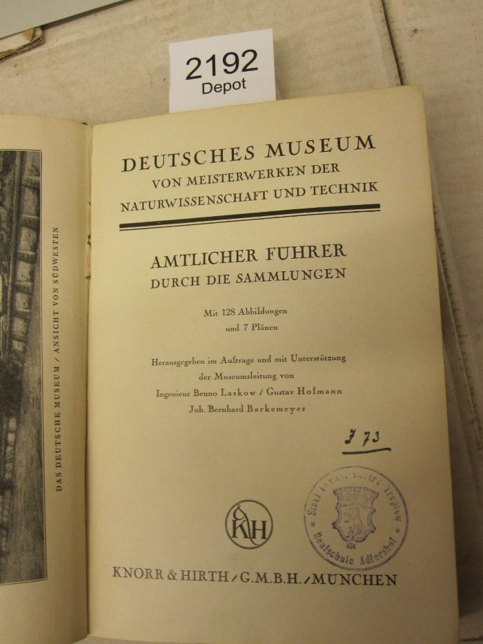  Amtlicher Führer durch die Sammlungen