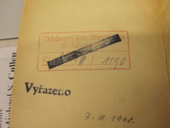  Die Menschenaffen aus Brehms Tierleben;-, Stempel: Besitzwechsel: makuliert; 'Vyŕazeno';- (Bücherei der Deutschen), Stempel: Name, Signatur; 'Bibliothek der Deutschen Reichenberg
S [...]/1190'. 