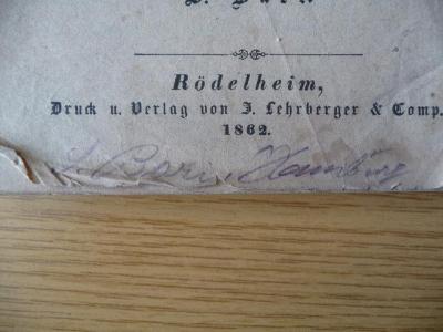 - (Bari, L.), Von Hand: Autogramm; 'L. Bari Hamburg'. 