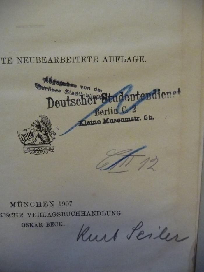 - (Deutscher Studentendienst), Durchgestrichen: Signatur; 'C III 12'. 