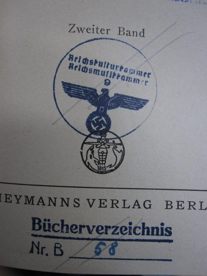Ei 879 2: Entscheidungen des Reichsverwaltungsgerichts (1943);G46 / 2927 (Reichskulturkammer), Stempel: Name, Nummer; 'Reichskulturkammer
Reichsmusikkammer
9'. 