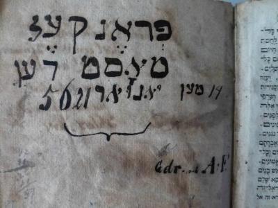 - (Fränkel, Arnold), Von Hand: Notiz; 'Fränkel
Tost den 14ten Januar 5621
Gdr. v. A. F.'. 