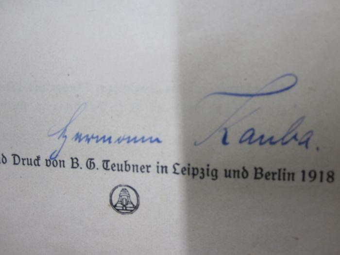 II 473 2. Ex.: Geographisches Wanderbuch (1918);G46 / 668 (Kauba, Hermann), Von Hand: Autogramm, Name; 'Hermann Kauba'. 