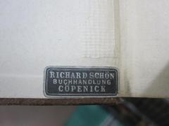 G46 / 1000 (Buch- und Kunsthandlung Richard Schön (Köpenick)), Etikett: Buchhändler, Name, Ortsangabe; 'Richard Schön
Buchhandlung
Cöpenick'. 