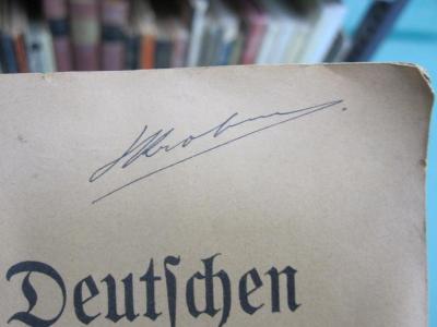 Oa 151 e: Lehrbuch der Deutschen Einheits-Kurzschrift (1933);G45 / 3117 (Krohn[?], [?]), Von Hand: Autogramm, Name; '[...] Krohn'. 