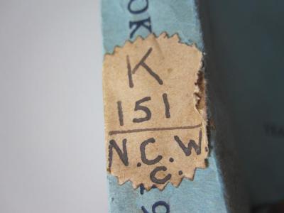  The yearbook of the National Council of Women of Canada (1931);- (International Archive of Women's Movement), Etikett: Signatur; '[K 151 / N. C. W. C.]'.  (Prototyp)