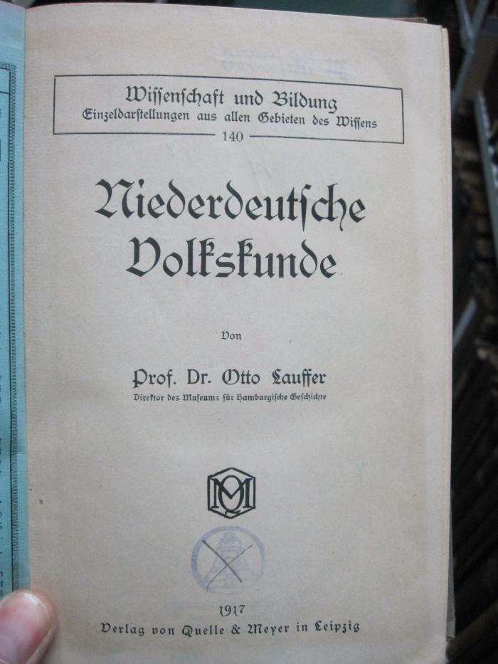 II 4719 3. Ex.: Niederdeutsche Volkskunde (1917)