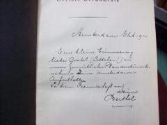 G46 / 1982 ([?], Berthel;[?], Gretel), Von Hand: Ortsangabe, Name, Datum, Widmung; 'Amsterdam Okt. 1914<br />
- Eine kleine Erinnerung liebes Gretel (Lottchen!) an unsere gemütlichen Plauderstündchen während Deines amsterdamer Aufenthalts.<br />
In treuer Freundschaft von deinem Berthel'. 