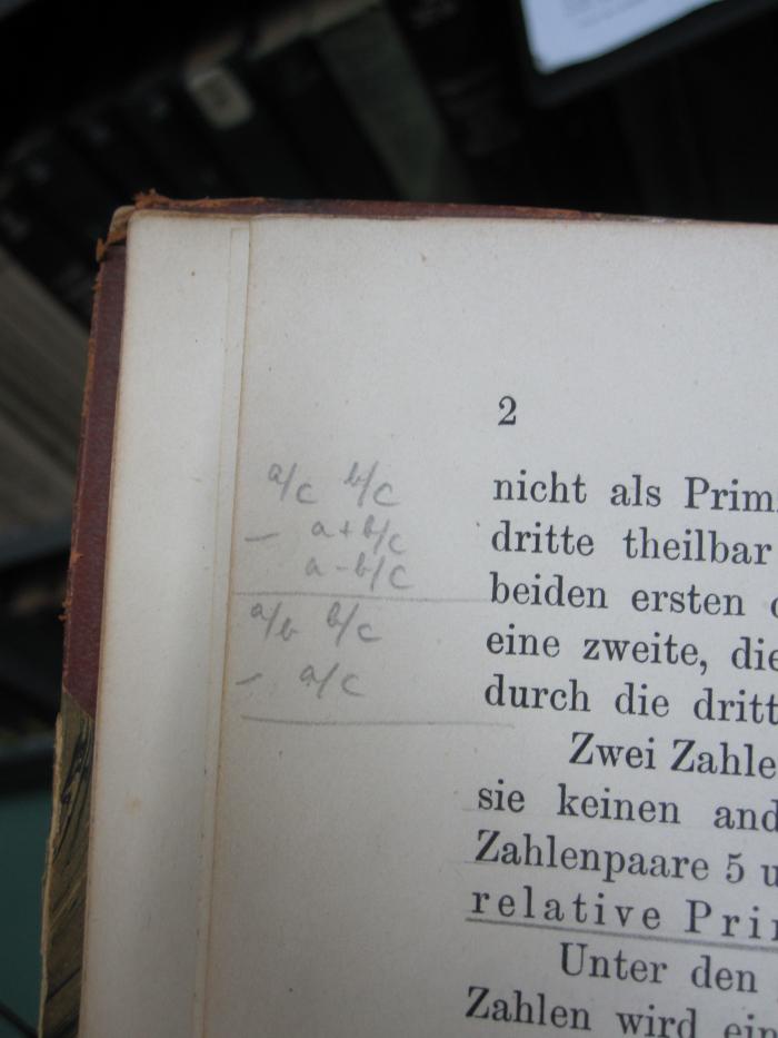 IX 305 b 1 2.Ex.: Lehrbuch der Algebra (1898);G46 / 2382 (unbekannt), Von Hand: Annotation. 