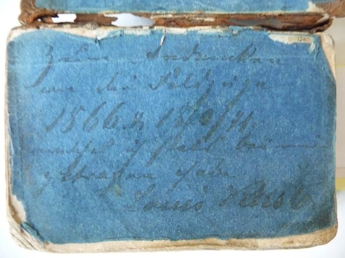 - (Kessler, Louis), Von Hand: Widmung; 'Zum Andenken an die Feldzüge 1866 & 1870/71, welches ich stets bei mir getragen habe.
Louis Kessler'. 