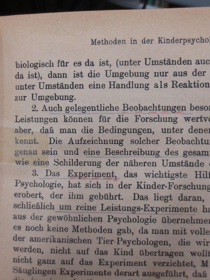 Hs 8 (neu gebunden): Die Grundlagen der psychologischen Entwicklung : eine Einführung in die Kinderpsychologie (1921);G46II / 195 (unbekannt), Von Hand: Annotation. 