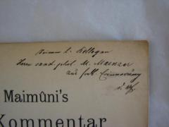 - (Mainzer, M. ;Voß, D.), Von Hand: Name, Widmung; 'Seinem l[ieben]. Kollegen 
Herrn cand. phil. M. Mainzer
zur frdl. Erinnerung
         D. Voß [?]'. 