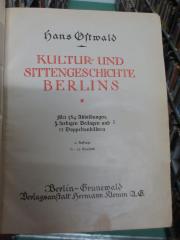 An 1270 b, 3. Ex., neu gebunden: Kultur- und Sittengeschichte Berlins ([1926])