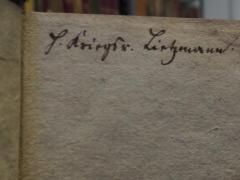 - (Lietzmann, S.[?]), Von Hand: Autogramm, Name, Berufsangabe/Titel/Branche; 'S. Kriegsr. Lietzmann.'. 