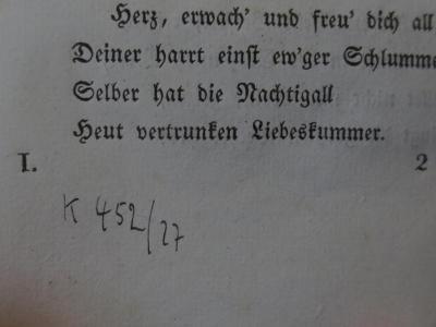 Cm 2667: Oestliche Rosen : drei Lesen (1822);- (Stadtbücherei (Schöneberg, Berlin)), Von Hand: Inventar-/ Zugangsnummer; 'K 452/27'. 