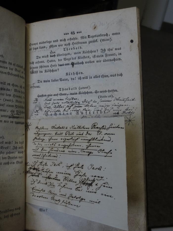 Cm 4266: Das Käthchen von Heilbronn : Großes romantisches Ritterschauspiel in fünf Aufzügen : Nebst einem Vorspiele in einem Aufzuge, genannt : Das heimliche Gericht (1834);- (unbekannt), Papier: Notiz. 