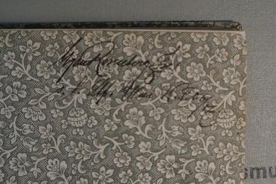 BD 6000 HES : Moses Hess : Jüdische Schriften (1905);- (Rosenberg, [...]au ), Von Hand: Autogramm; '[...]au Rosenberg [...]
s.l.Ltf. Hui [W.G.] 06/17'. 