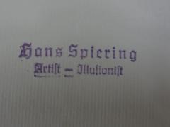 G57 / 2919 (Spiering, Hans), Stempel: Name, Berufsangabe/Titel/Branche; 'Hans Spiering
Artist - Illusionist'.  (Prototyp)