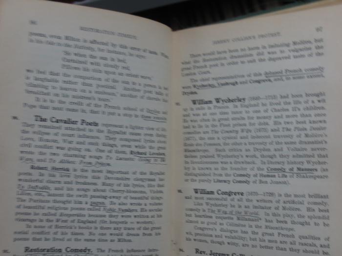 Cp 125 af: English Literature from "Beowulf" to Bernhard Shaw : for the use of Schools, Seminaries and Private Students (1928);G45II / 1223 (unbekannt), Von Hand: Annotation. 