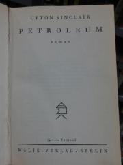 Cq 11 2. Ex.: Petrolium ([1927])