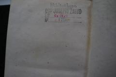 - (Bibliotheca Josephi Žalud), Stempel: Ortsangabe, Name, Signatur; 'Bibliotheca
D oris Josephi Žalud
Lit C IV/ I
No 1730'. 