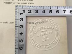- (Gary, Elbert H. ), Stempel: Name; 'Northwestern University Law School
Elbert H. Gary
Library of Law'. 