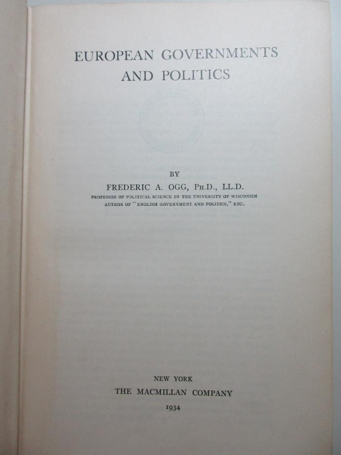 
1 C 61 : European governments and politics (1934)
