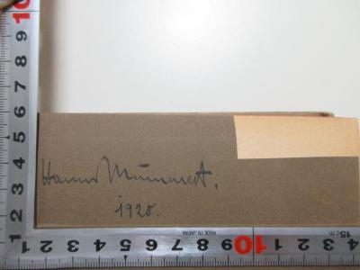 - (Mummert, Hanns), Von Hand: Autogramm, Datum; 'Hanns Mummert[?].
1920.'. ;
1 D 186<a>-2,1 : Grundlagen und Kritik des Sozialismus (1919)</a>