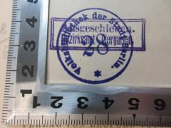 - (VB Tiergarten), Stempel: Name, Ortsangabe, Besitzwechsel: makuliert, Nummer; 'Volksbibliothek der Stadt Berlin
28
Ausgeschieden
Bezirksamt Tiergarten'. 