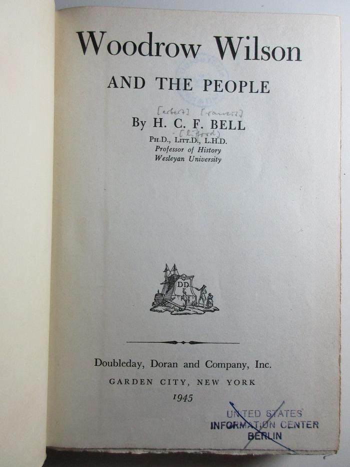 
10 F 249 : Woodrow Wilson and the people (1945)