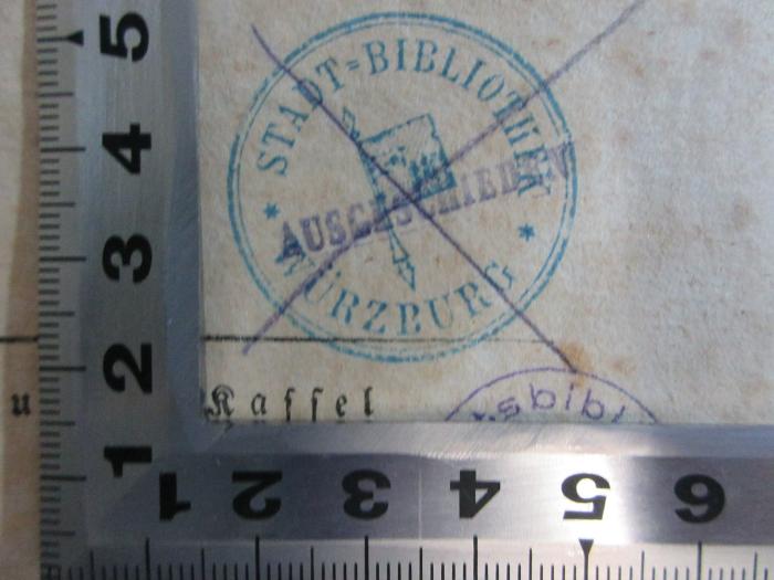 
10 F 467-1 : Von den ältesten Zeiten bis zum Anfang der Landgrafschaft Hessen;- (Stadtbibliothek Würzburg), Stempel: Name, Ortsangabe, Emblem; 'Stadt=Bibliothek
Würzburg'. 