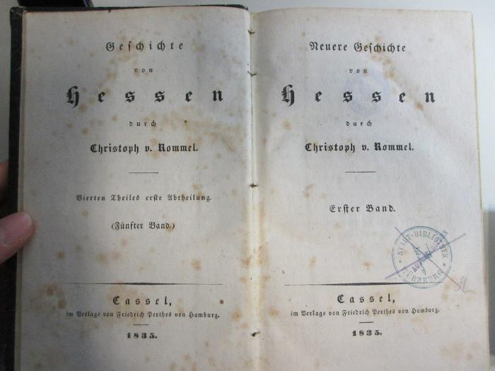 
10 F 467-4,1 : Neuere Geschichte von Hessen (1835)