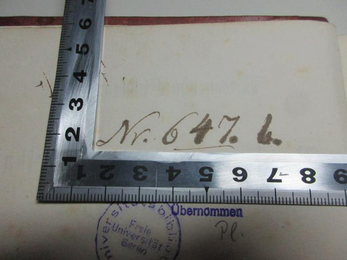 10 F 495-2 : Reisen und Entdeckungen in Nord- und Central-Africa in den Jahren 1849 bis 1855 : Tagebuch seiner im Auftrag der Brittischen Regierung unternommenen Reise (1860);- (Königl. Wilhelms-Gymnasium zu Berlin), Von Hand: Nummer; 'Nr. 647.b'. 