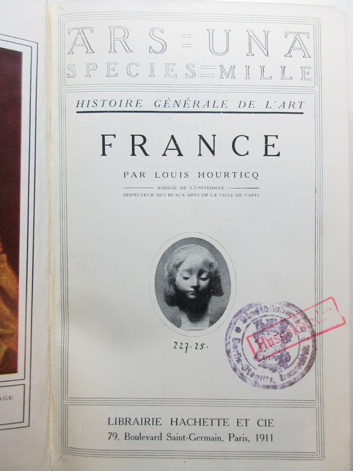 
10 H 253 : Histoire générale de l'art : France (1911)