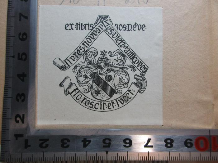 
10 H 240&lt;3&gt; : Manifestes du surréalisme : Poisson soluble (1924);- (Nève, Jos), Etikett: Exlibris, Name, Motto, Wappen; 'Ex:libris Jos:Nève:
livres:novvadix:
es:vielz:et:amicoves
floresci.et:ivcet:'. 
