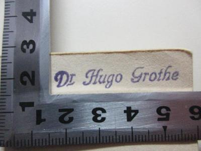 
10 L 427 : Umsteigen ins 21. Jahrhundert : Episoden von einer Reise durch die Sowjetunion (1927);- (Grothe, Hugo), Stempel: Name; 'Dr. Hugo Grothe'. 