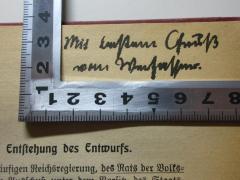 - (Gmelin, Hans ), Von Hand: Widmung, Notiz; 'Mit bestem[?] Gruß[?]
vom Verfasser.'. 