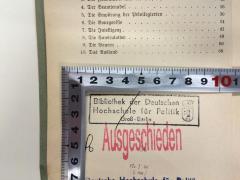 - (Deutsche Hochschule für Politik. Bibliothek;Deutsche Hochschule für Politik), Stempel: Name; 'Bibliothek der Deutschen Hochschule für Politik Groß-Berlin'.  (Prototyp)