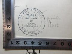 - (International Institute of Social Research), Stempel: Name, Ortsangabe; '429 West 117th Street
Institute 
of
Social 
Research
New York, N.Y.'. 