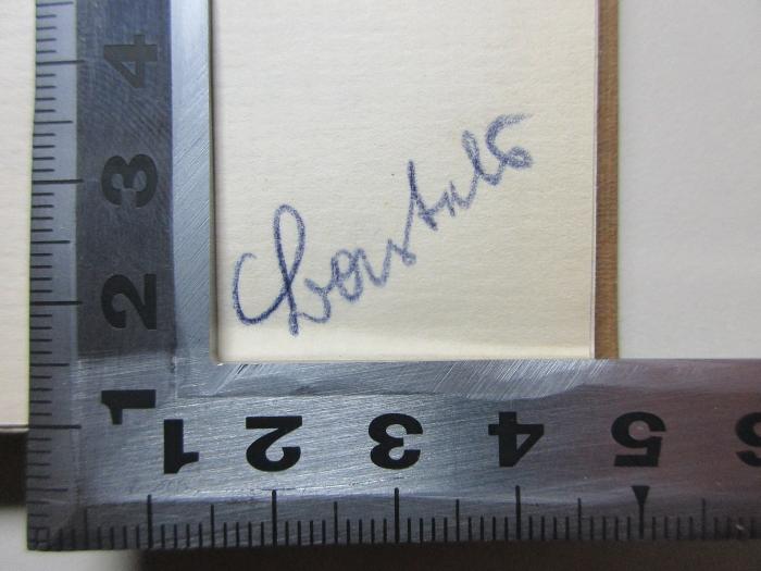 - (unbekannt), Von Hand: Notiz; 'Lou[tner]'. ;11 X 679-1 : Die Sprache des Alltags : moderne feststehende Redewendungen im Deutschen und ihre Äquivalente in fremden Sprachen (Französisch, Spanisch u.a.) : eine Sprachvergleichung (1931)