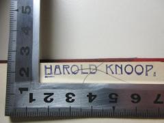 - (Knoop, Harold), Stempel: Name; 'Harold Knoop.'. 