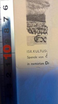 18/80/41533(5) : Shakespeare der Mensch und seine tragische Lebensgeschichte (1928);- (Israelitische Kultusgemeinde Troppau), Etikett: Exlibris; 'Ex
ISR. KULTUS
Spende von
in memoriam D

'. 