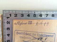 - (Archiv Stadt- und Regionalplanung am Institut für Soziologie;Stadtrat der Landeshauptstadt Aachen), Stempel: Signatur, Ortsangabe; 'Referat III 
II d 13'. 