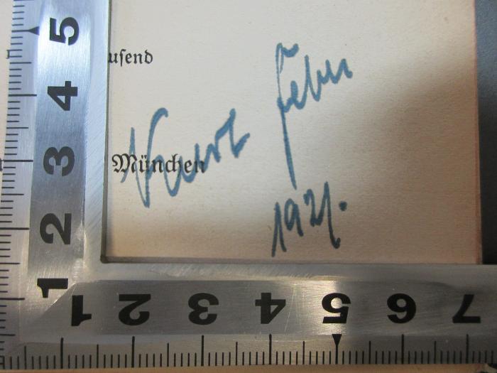 - (unbekannt), Von Hand: Autogramm, Datum; '[?]
1921.'. ;14 L 227 : Mutter (1921)