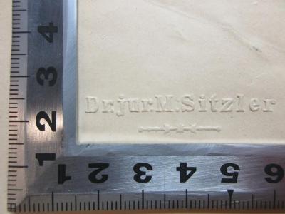 - (Sitzler, M.), Prägung: Berufsangabe/Titel/Branche, Name; 'Dr. jur. M. Sitzler'. ;14 G 289&lt;5&gt; : Biographisch-literarischer Grundriss der allgemeinen Geschichte der Philosophie für die Vorlesungen (1920)