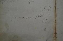 - ([...], Yeḥziʾel Ben Belunos[?] Rafaʾel), Von Hand: Autogramm; 'יחזקאל כהר"ר [...] צבי ז׳׳ל '. 