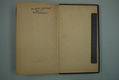 - (Spitzer, Moritz), Stempel: Ortsangabe, Berufsangabe/Titel/Branche, Name, Annotation; 'M. Spitzer
Damen-Maßschneiderei
Berlin NO 55
Straßburgerstr. 13'. 