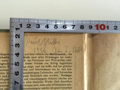 Em 565 (ausgesondert) : Die Elemente der Mathematik. Geometrie. (1909);- (Ritter, Paul), Von Hand: Name, Datum; 'Paul Ritter 1946 aus S`s Bibl.'. 