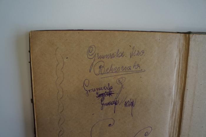 Asch0358 : ספר פנים יפות : על התורה מספר בראשית שמות הוא חלק שלישי מספר הפלאה (1937);- (Grunwald Isko), Von Hand: Autogramm; 'Grunwald Isko
Békéscsaba

'. 