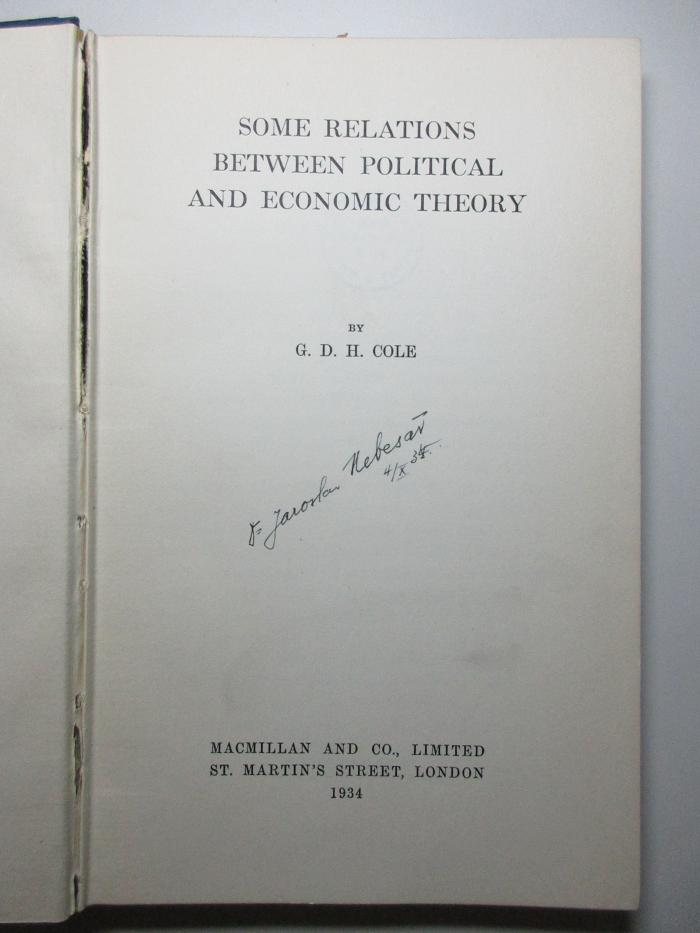 
18 D 510 : Some relations between political and economic theory (1934)